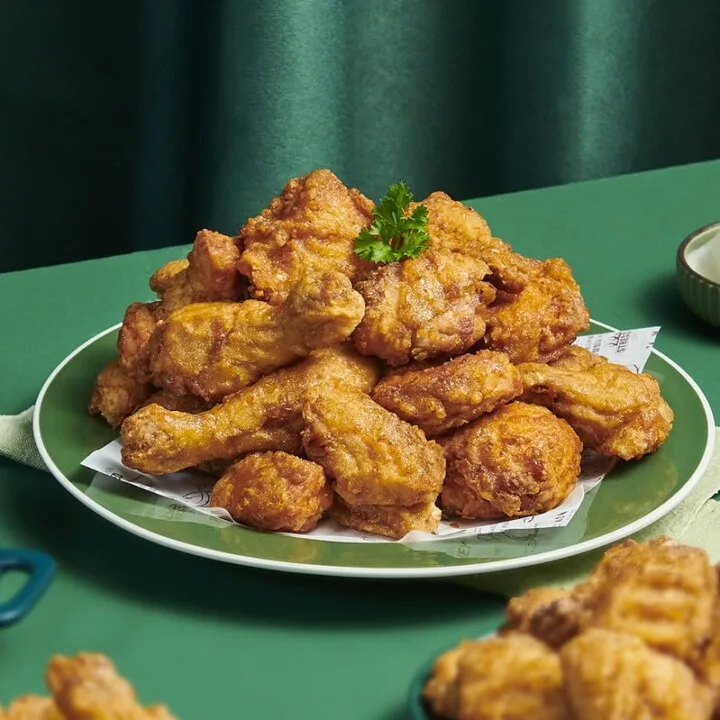 Whole Chicken &mdash; KyoChon Soy Garlic Series Korean fried chicken