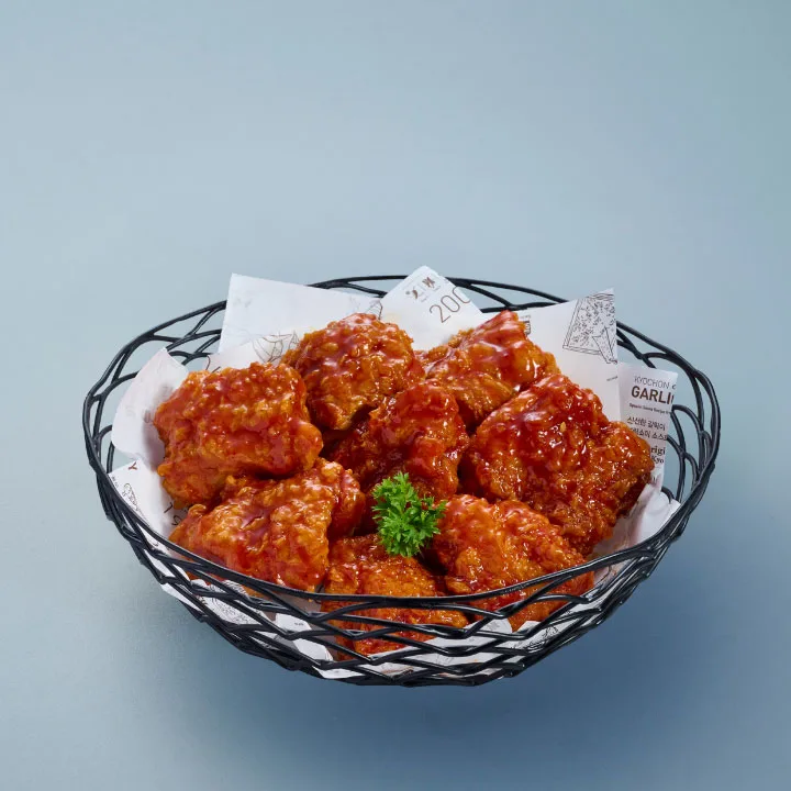 Yangnyeom Boneless Chicken Bites &mdash; KyoChon Crunch Series Korean fried chicken